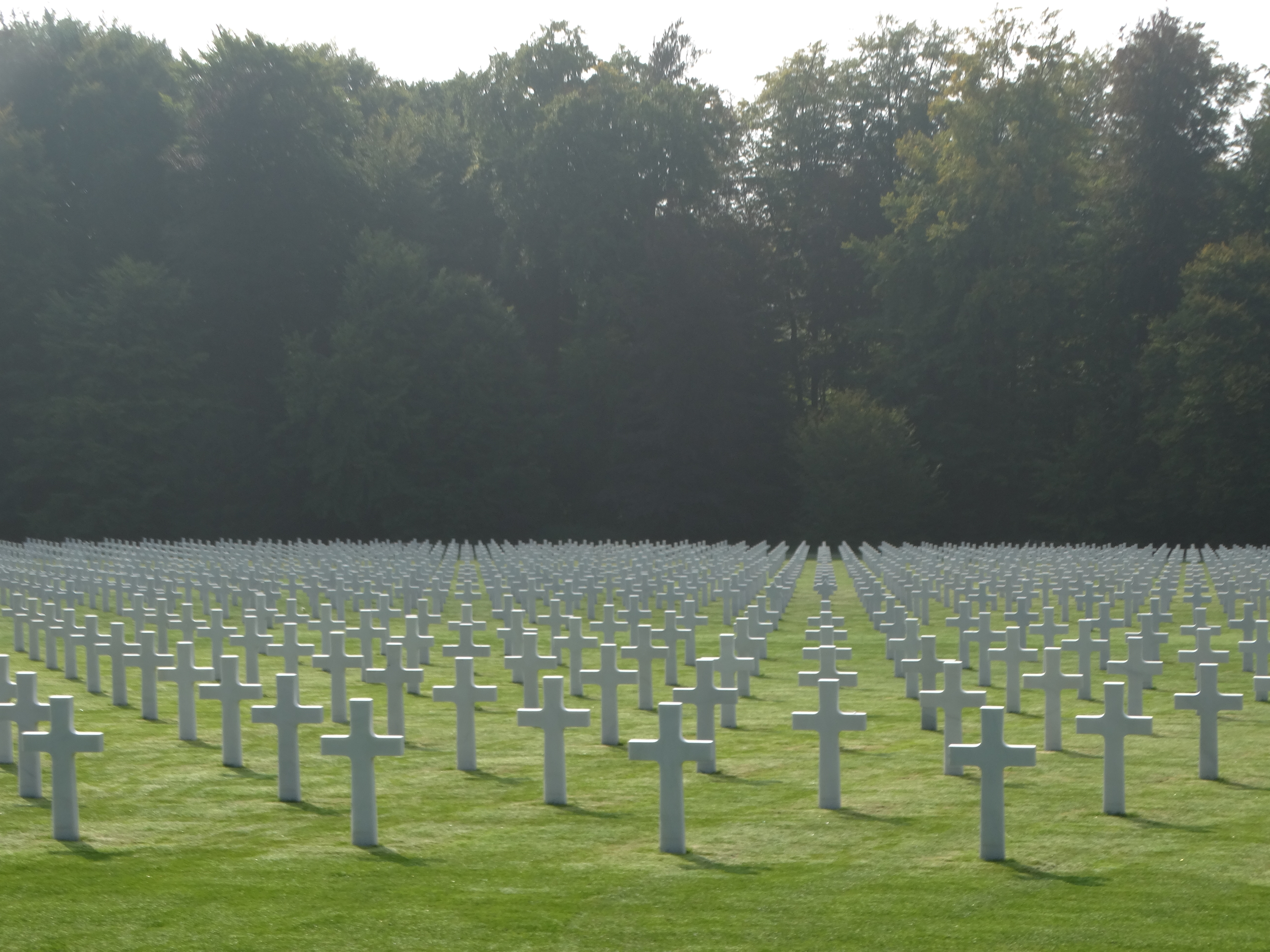 2-americ5a1ko-vojac5a1ko-pokopalic5a1c48de-iz-2-sv-vojne-v-luksemburgu